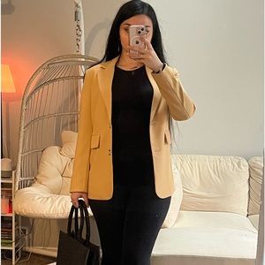Mustard Blazer 💛